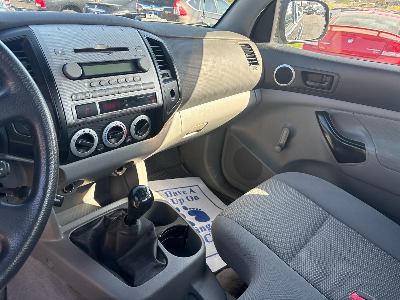 Toyota Tacoma Regular Cab I4 Manual 4WD 2005