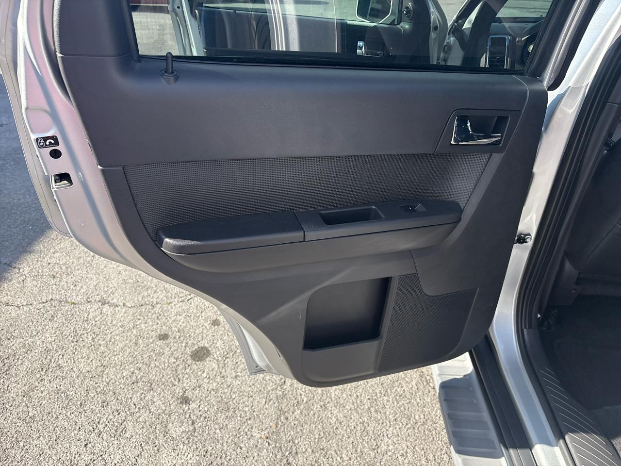 Ford Escape Limited FWD V6 2009