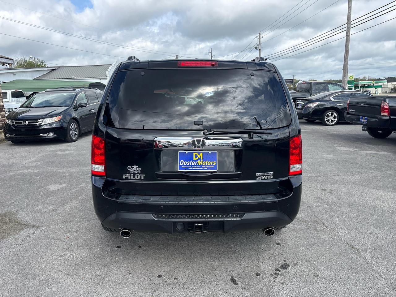 Honda Pilot Touring 4WD 5-Spd AT with DVD 2013