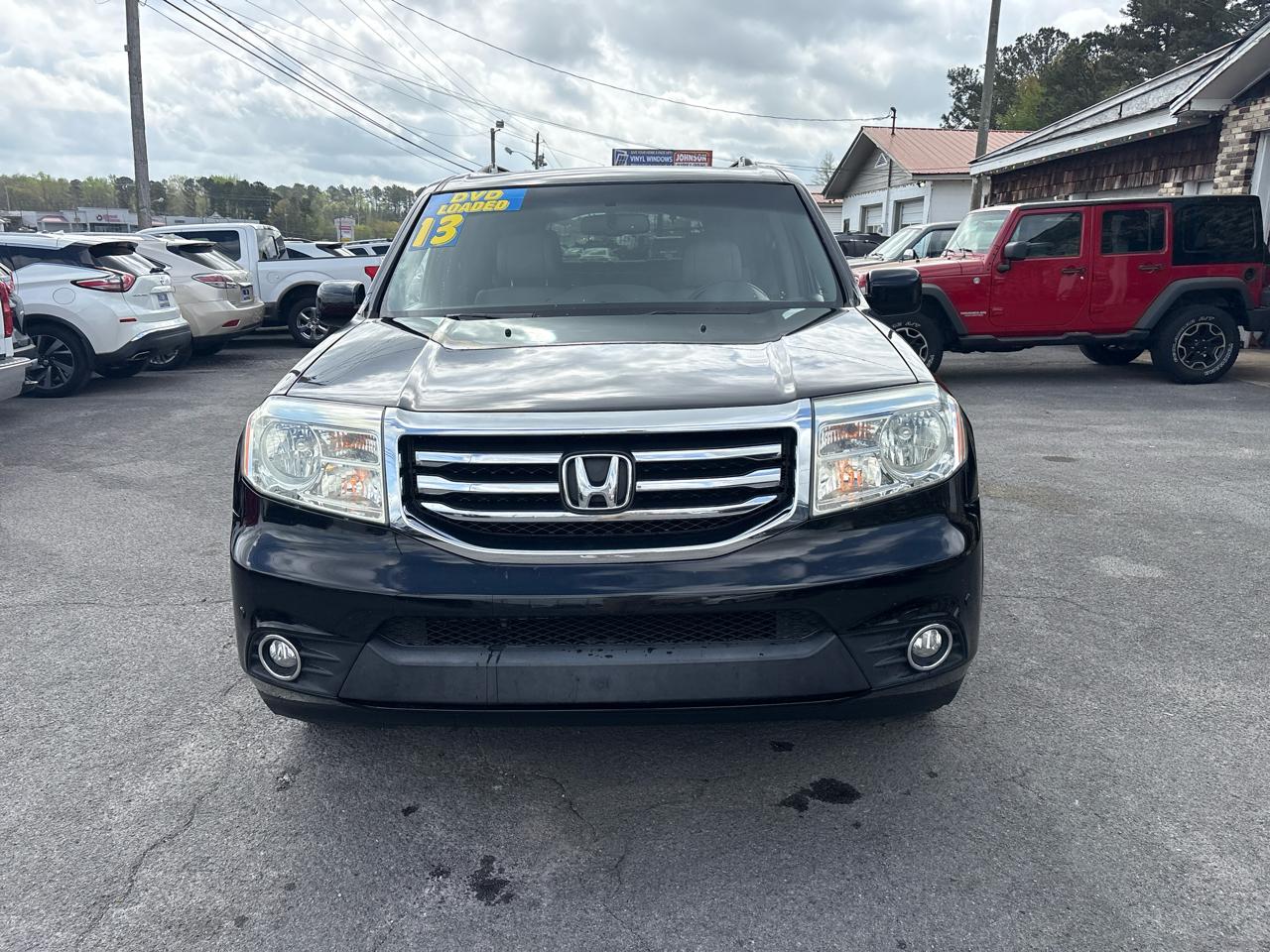Honda Pilot Touring 4WD 5-Spd AT with DVD 2013