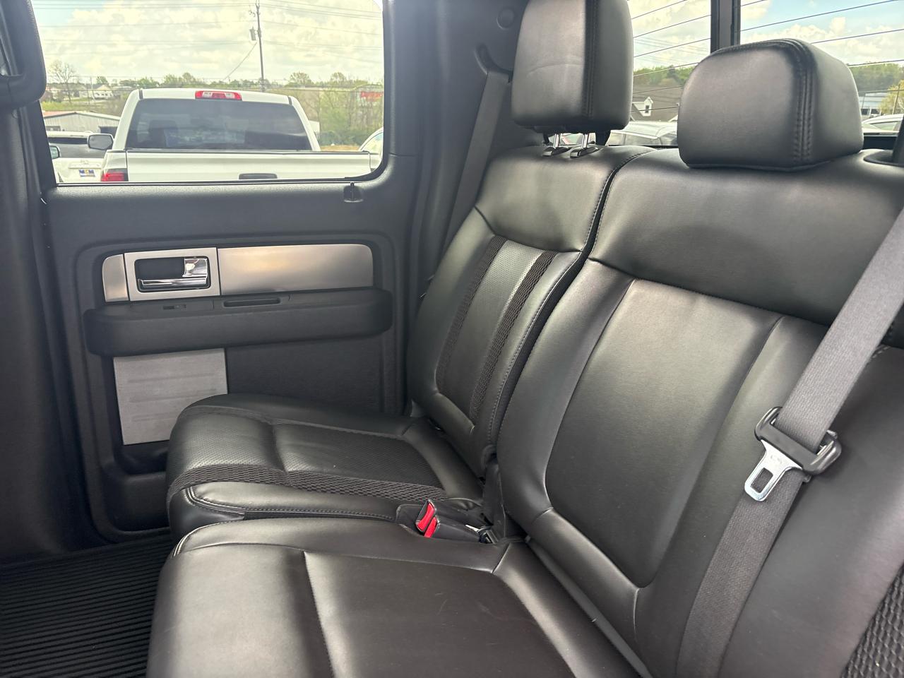 Ford F-150 SVT Raptor SuperCrew 5.5-ft. Bed 4WD 2014