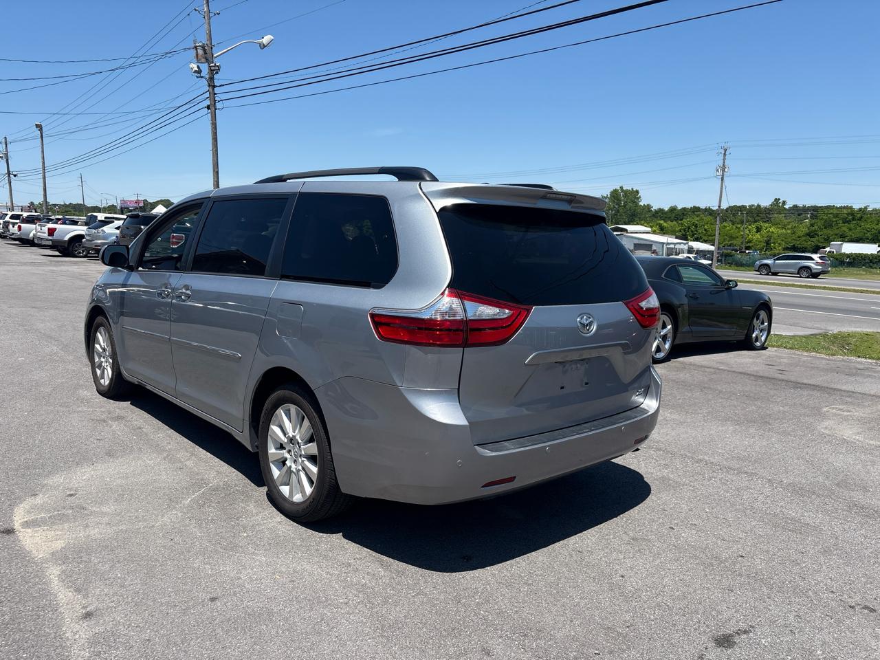 Toyota Sienna Limited AWD 7-Passenger V6 2015