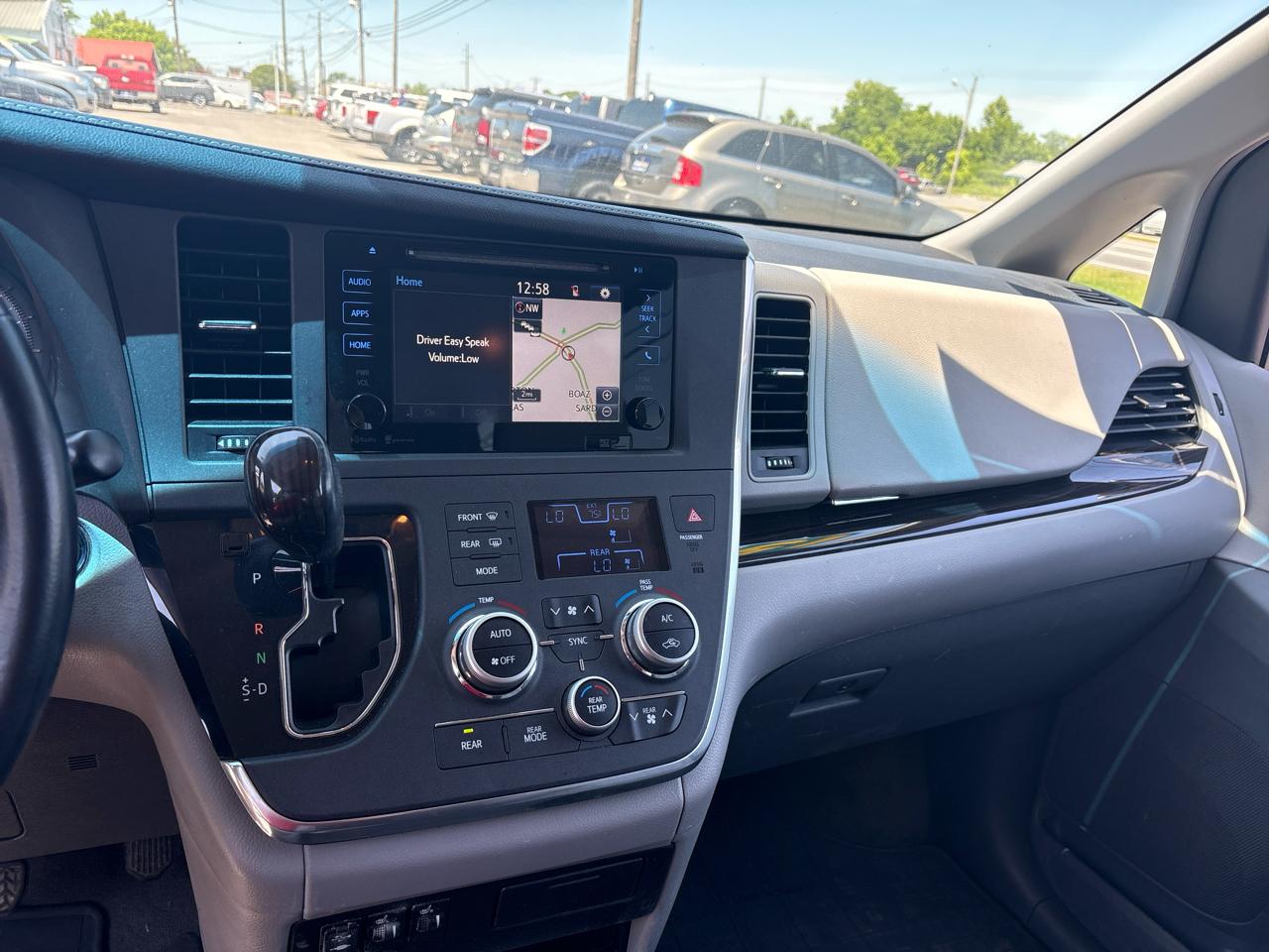 Toyota Sienna Limited AWD 7-Passenger V6 2015