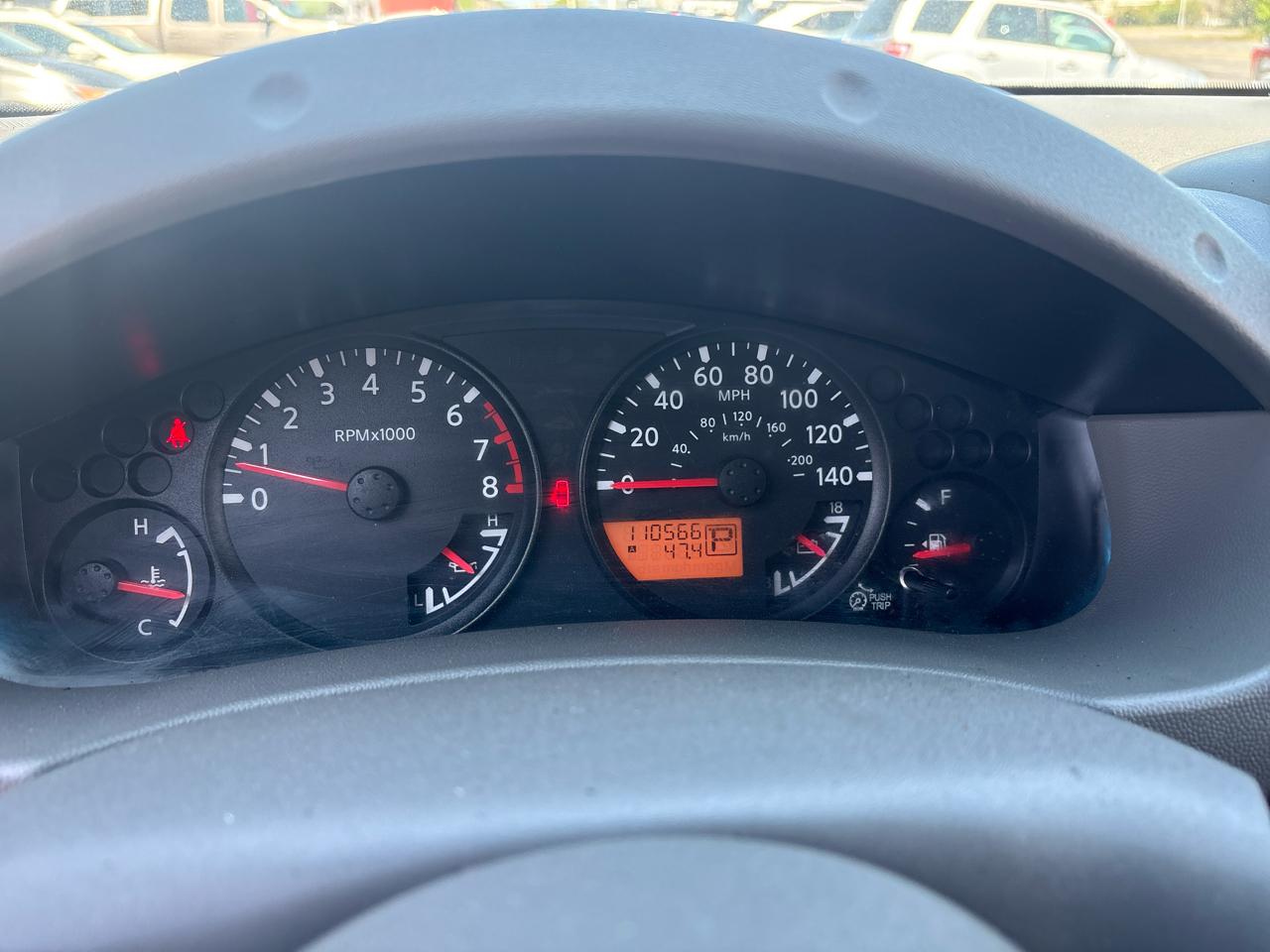 Nissan Frontier S Crew Cab 5AT 2WD 2014