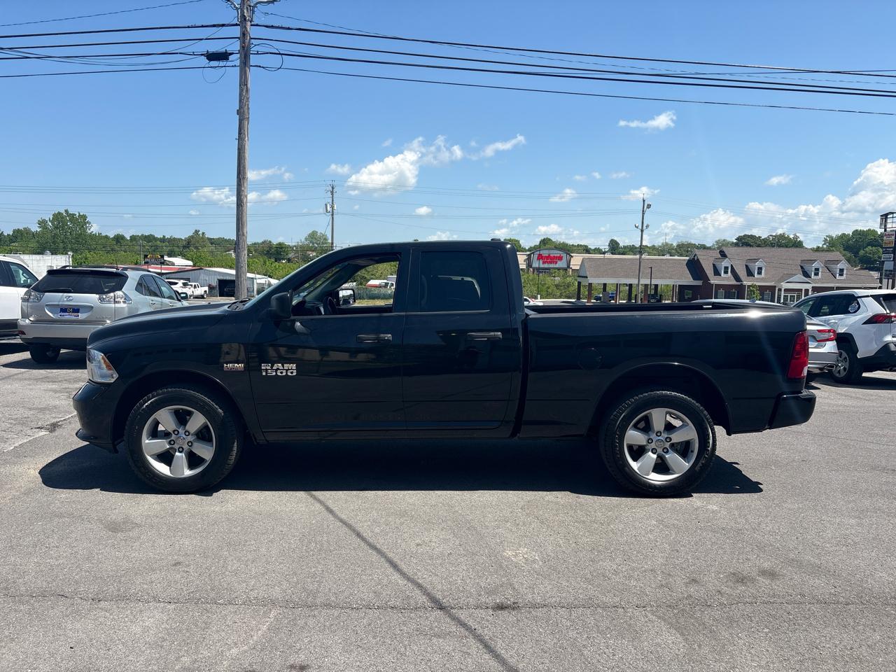 RAM 1500 Tradesman Quad Cab 4WD 2014