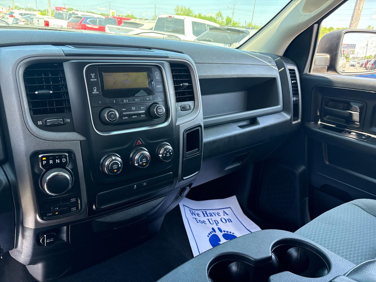 RAM 1500 Tradesman Quad Cab 4WD 2014