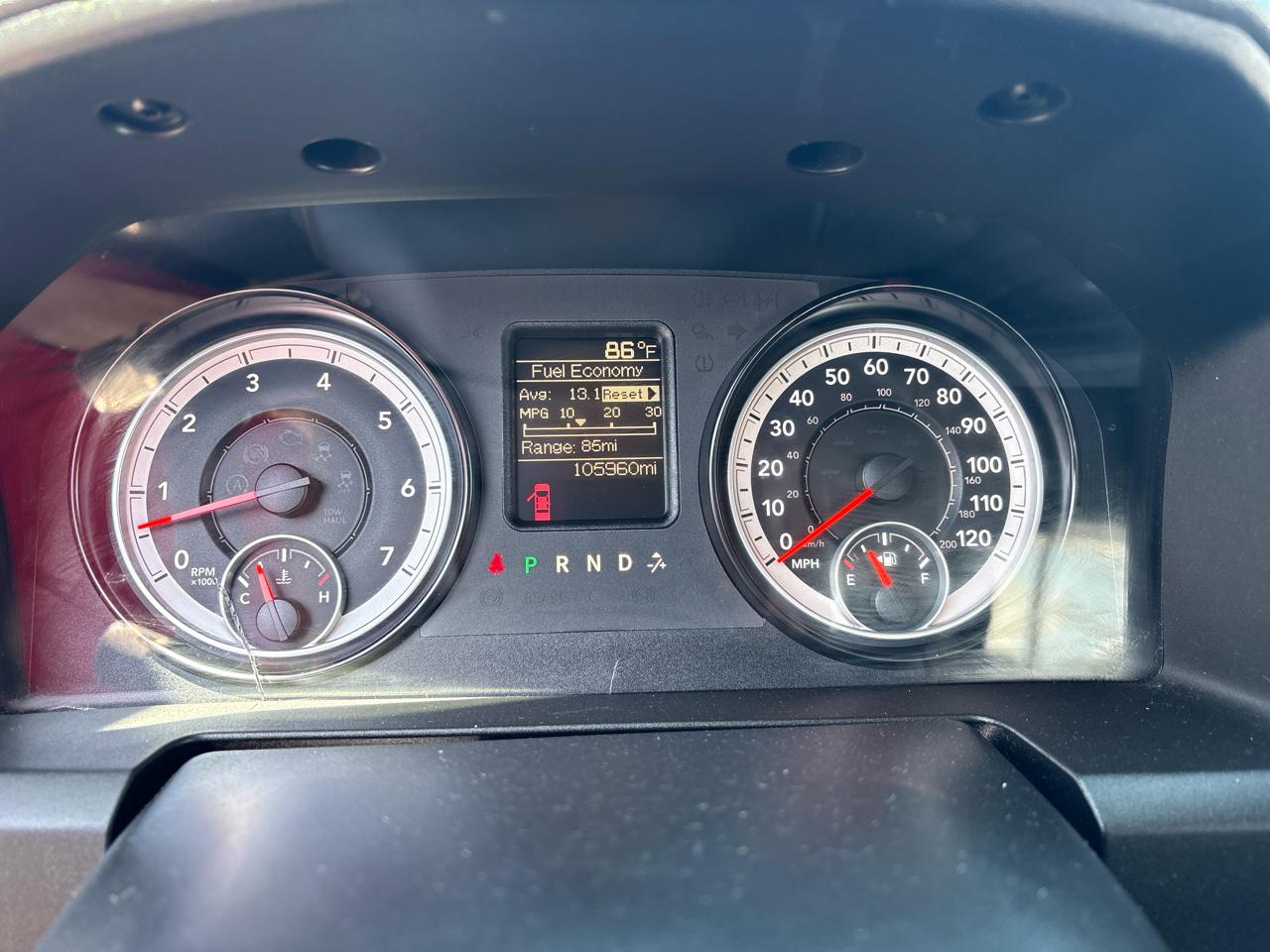 RAM 1500 Tradesman Quad Cab 4WD 2014