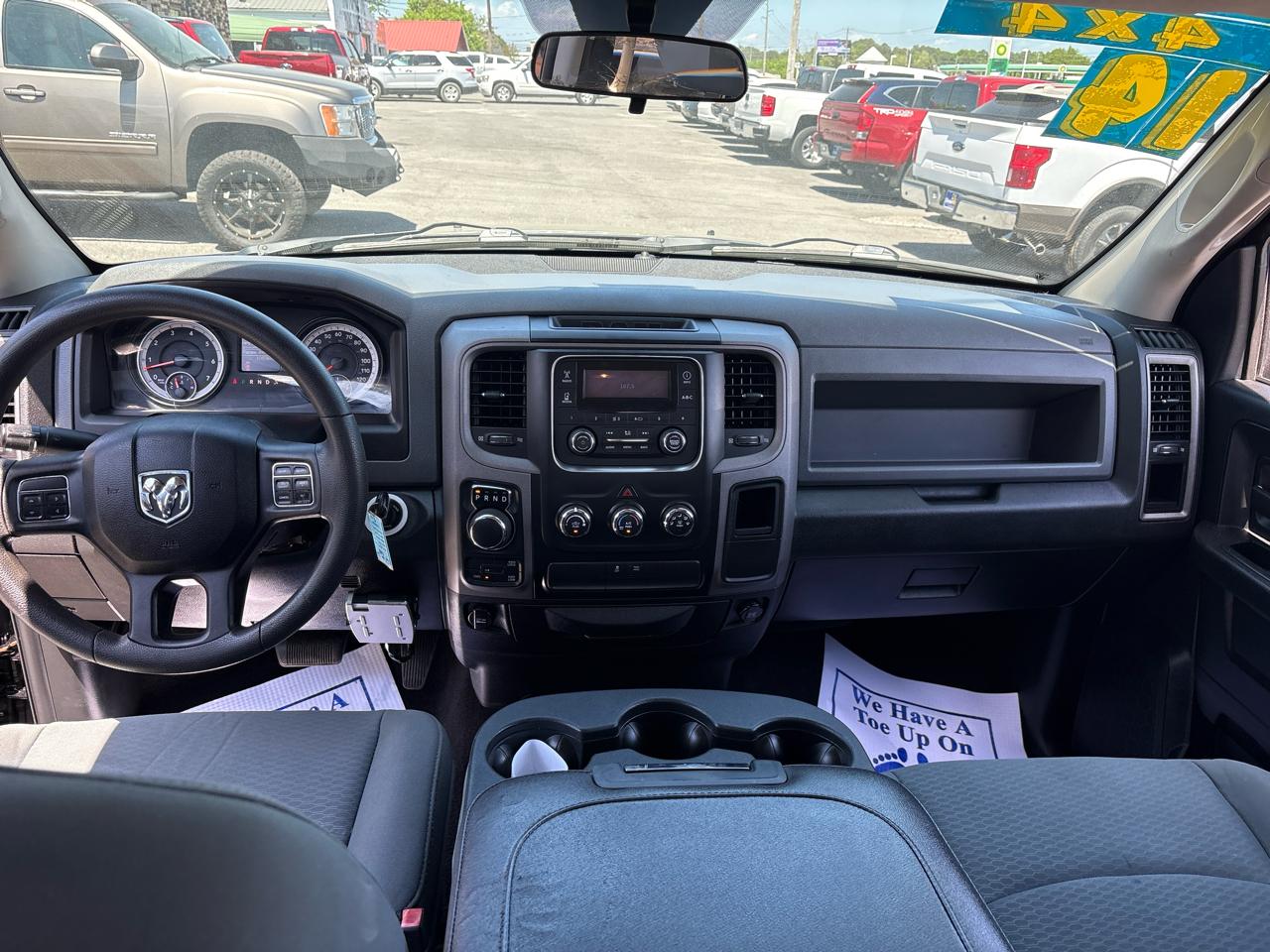 RAM 1500 Tradesman Quad Cab 4WD 2014