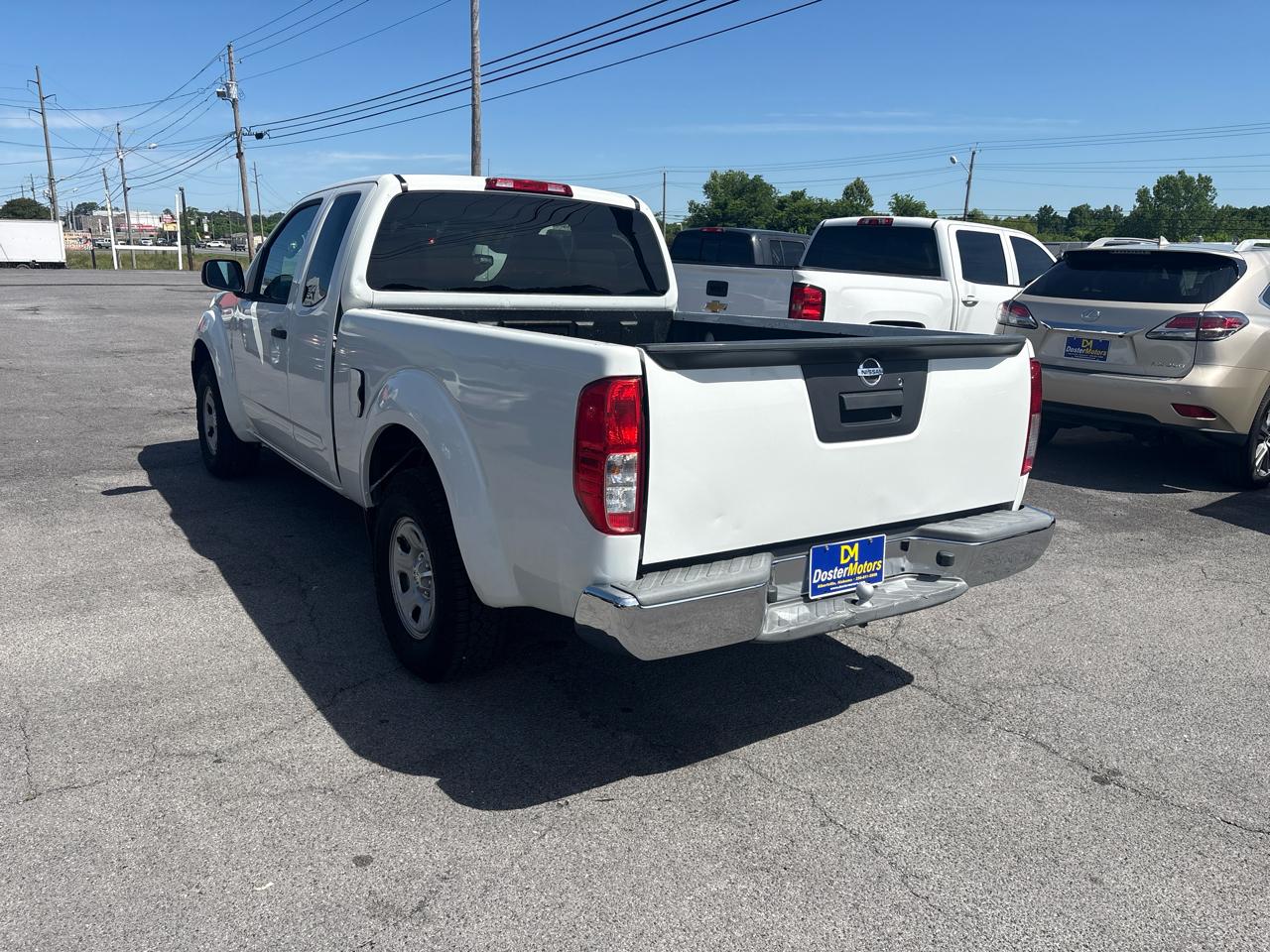 Nissan Frontier SV I4 King Cab 2WD 2013
