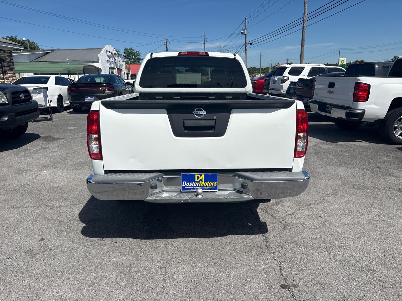 Nissan Frontier SV I4 King Cab 2WD 2013