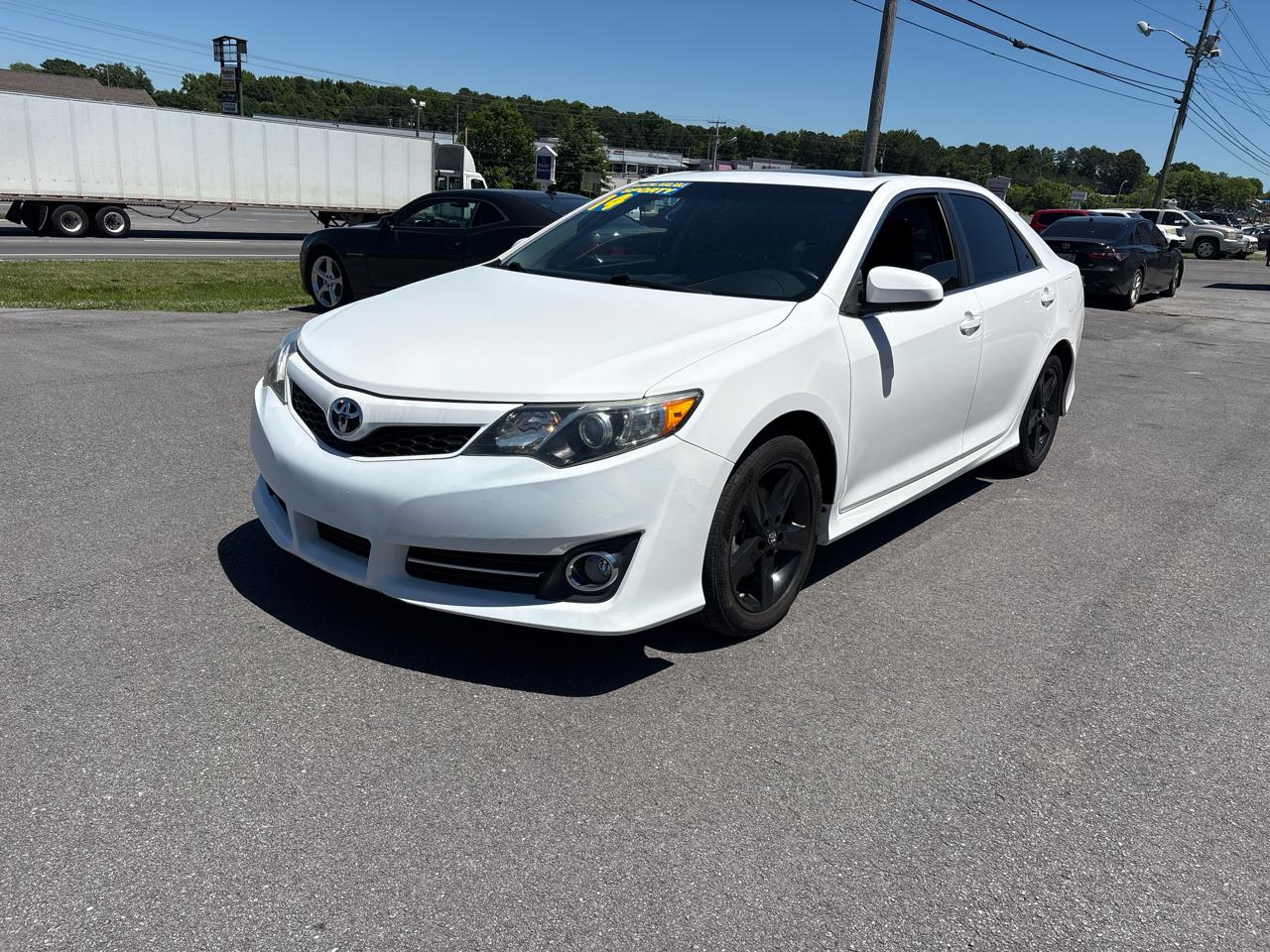 2014 Toyota Camry SE Sport