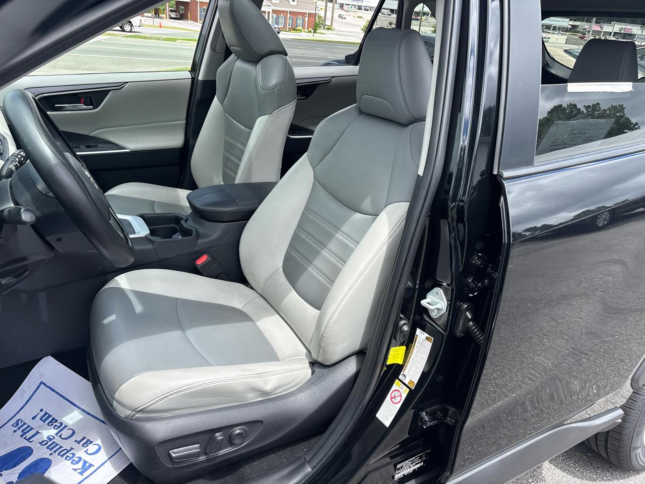 Toyota RAV4 XLE Premium 2019