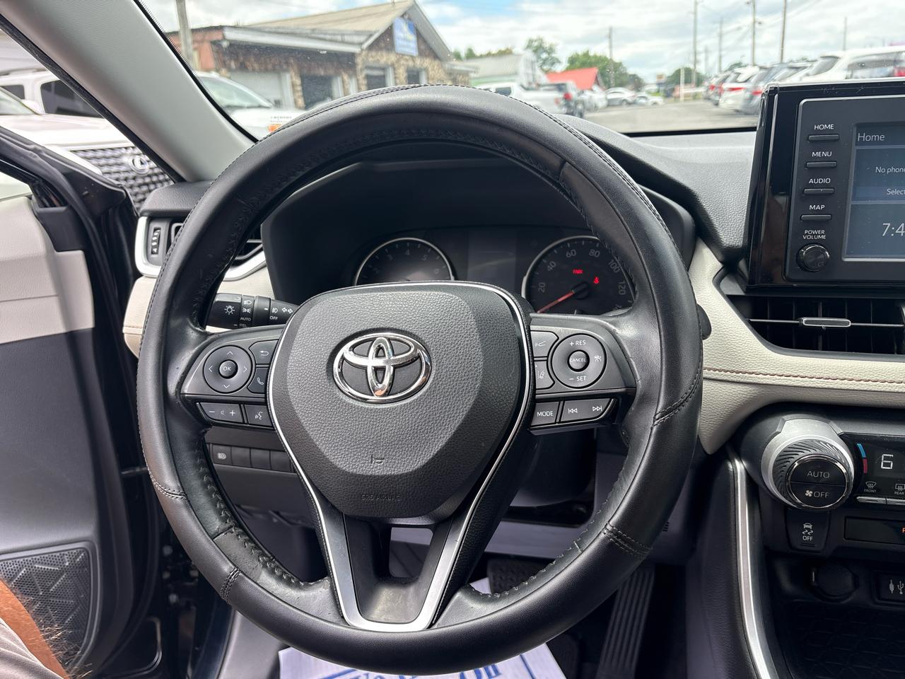 Toyota RAV4 XLE Premium 2019