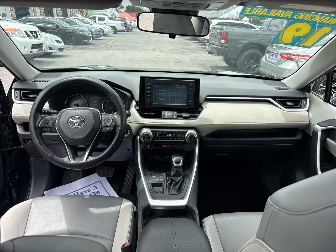 Toyota RAV4 XLE Premium 2019