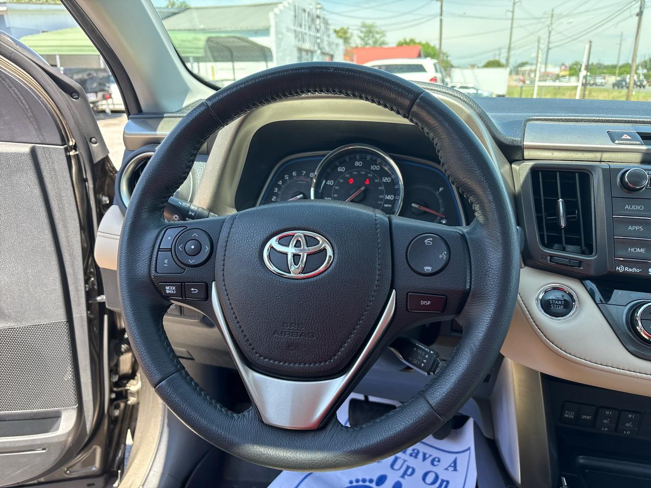 Toyota RAV4 Limited FWD 2015