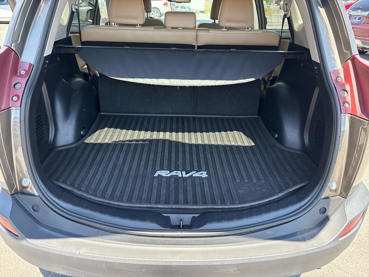 Toyota RAV4 Limited FWD 2015