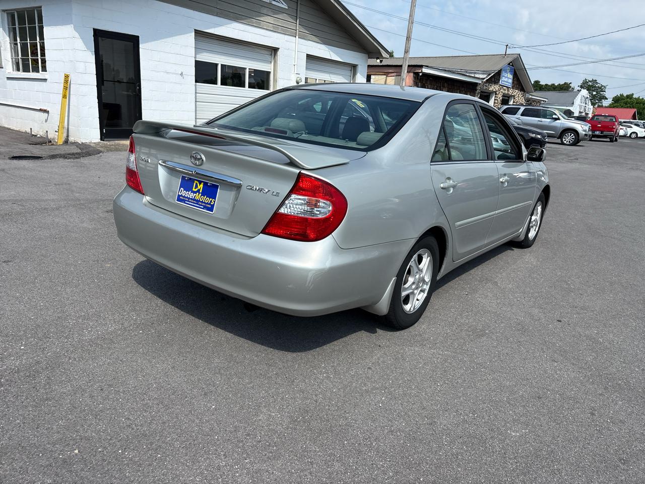 Toyota Camry LE 2002