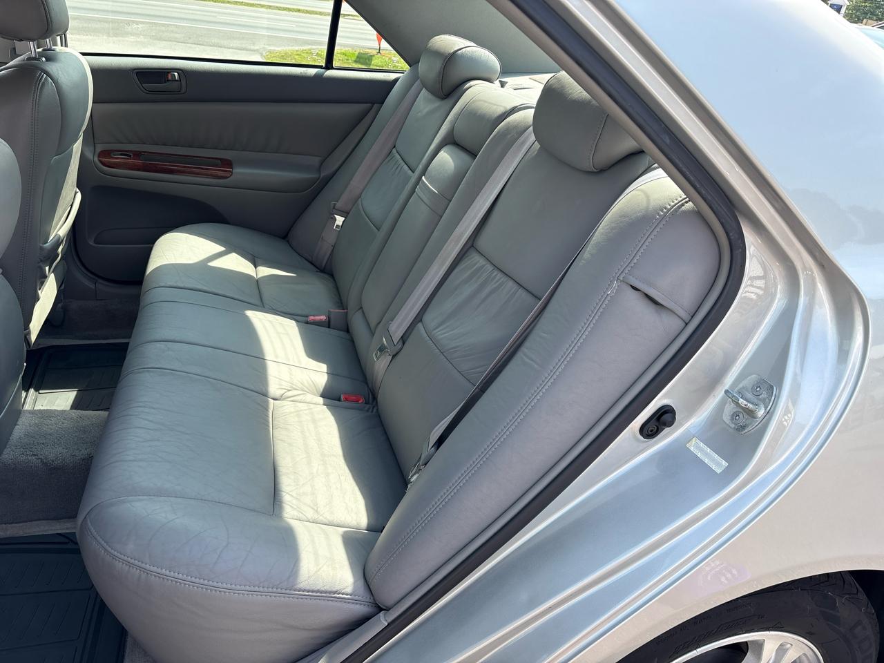Toyota Camry LE 2002