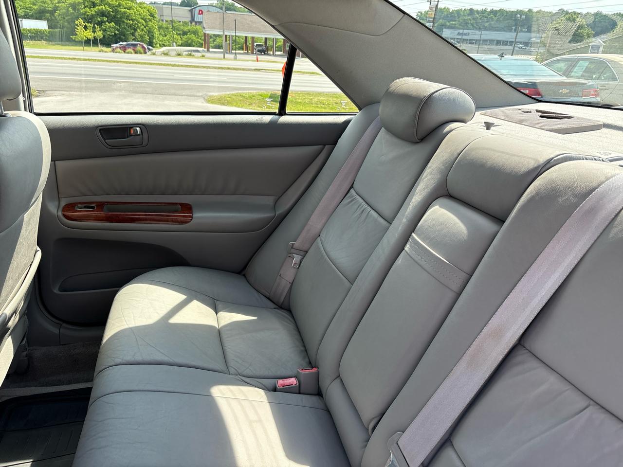 Toyota Camry LE 2002