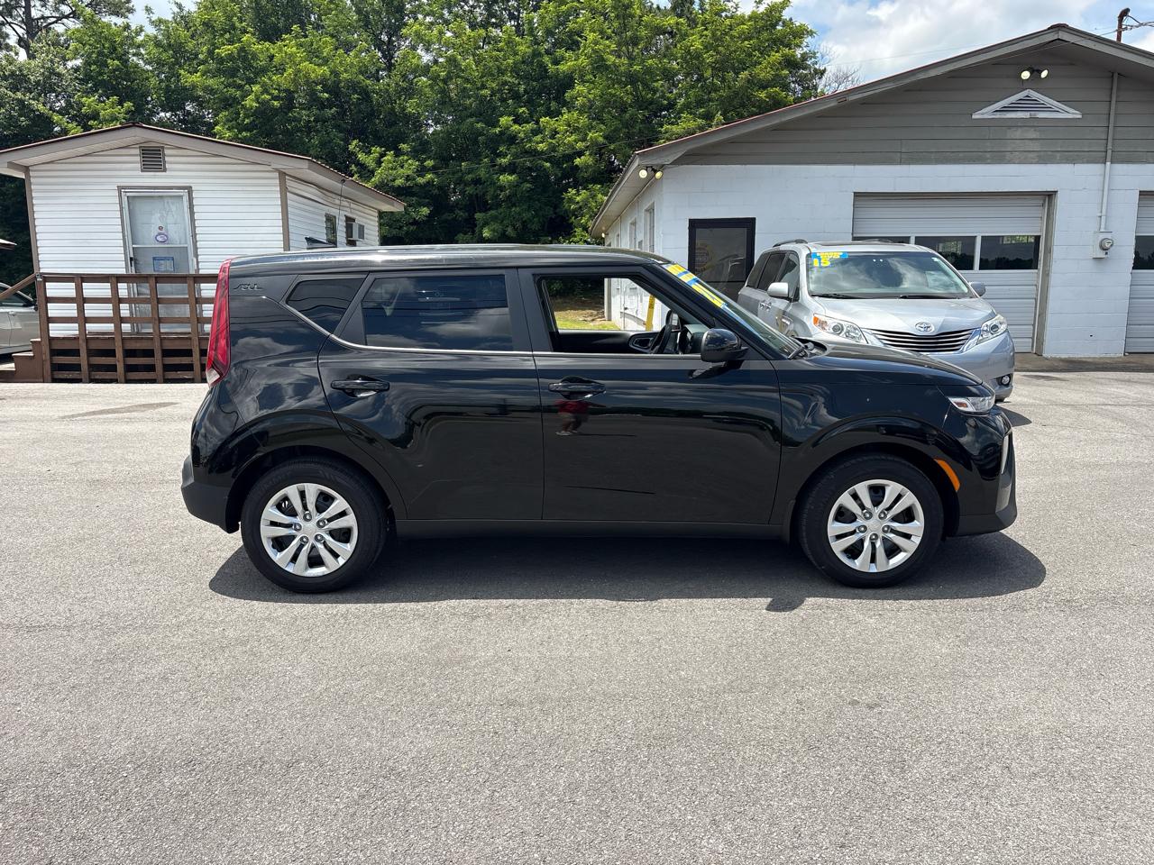 Kia Soul LX CVT 2021