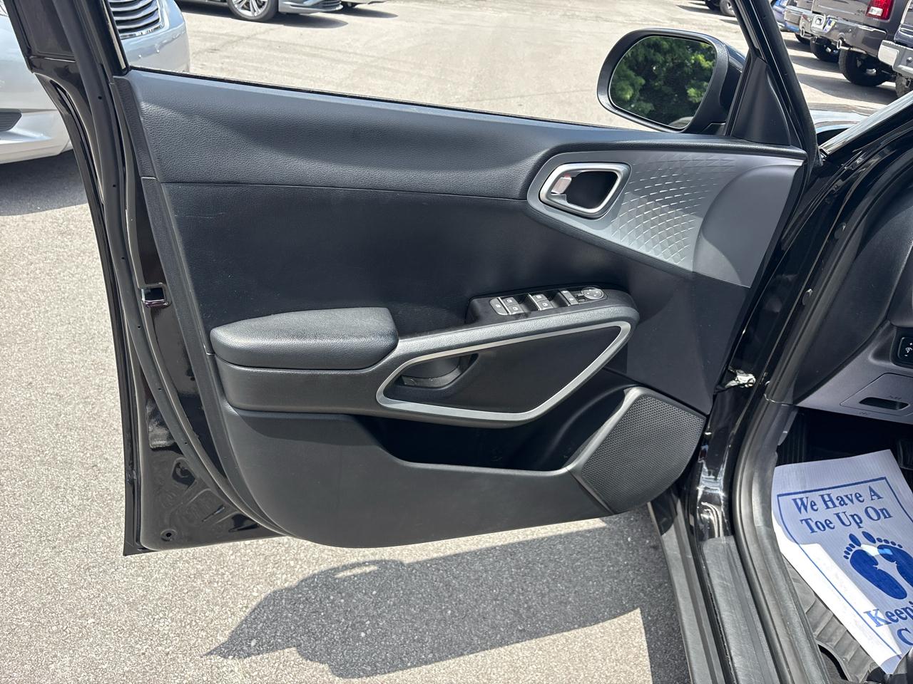 Kia Soul LX CVT 2021
