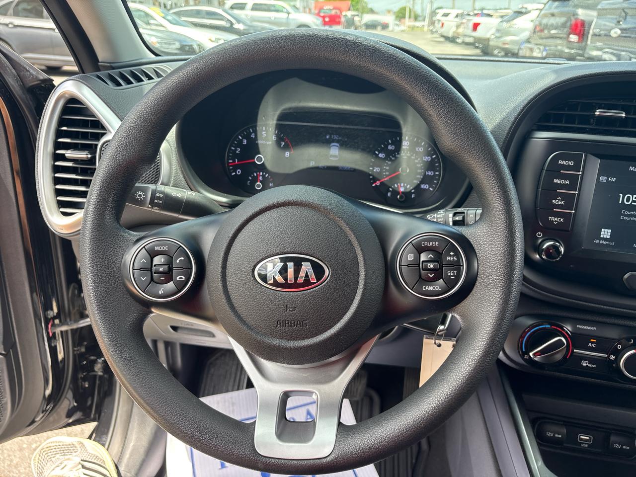 Kia Soul LX CVT 2021