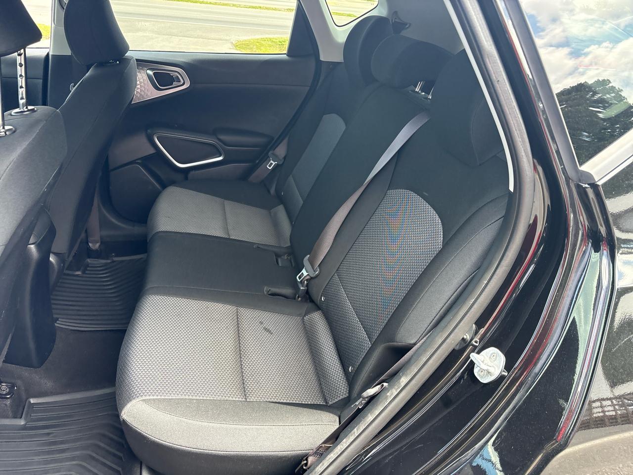 Kia Soul LX CVT 2021