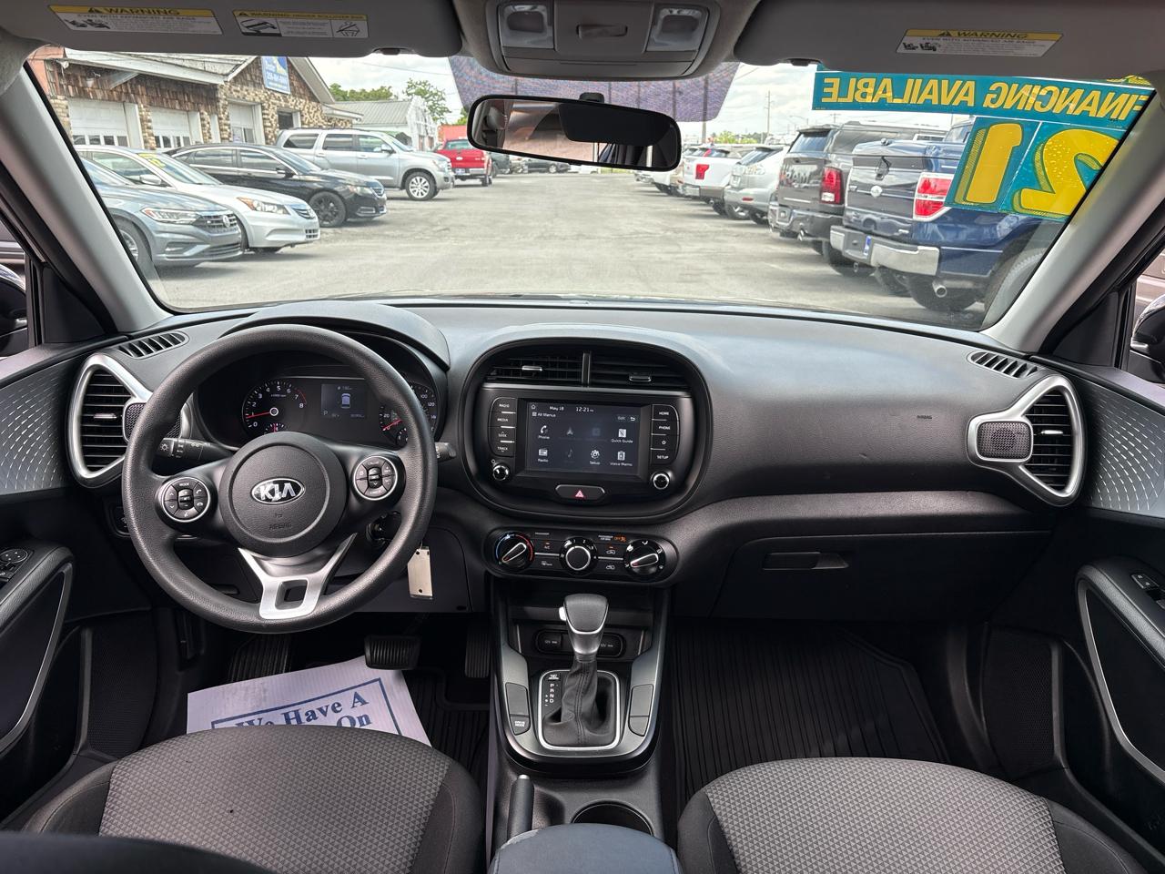 Kia Soul LX CVT 2021