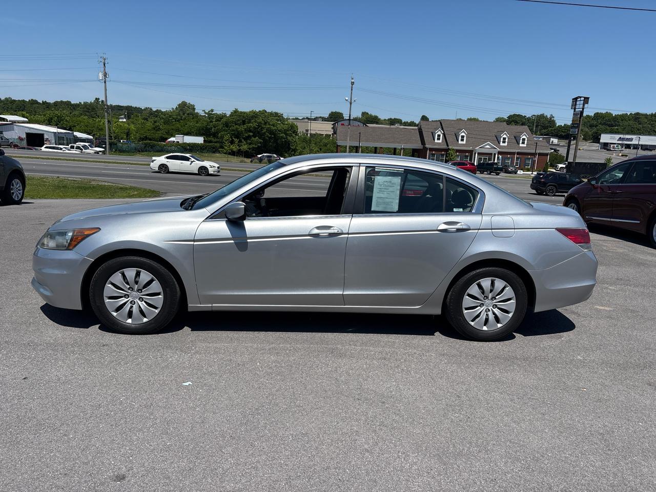 Honda Accord LX sedan AT 2012