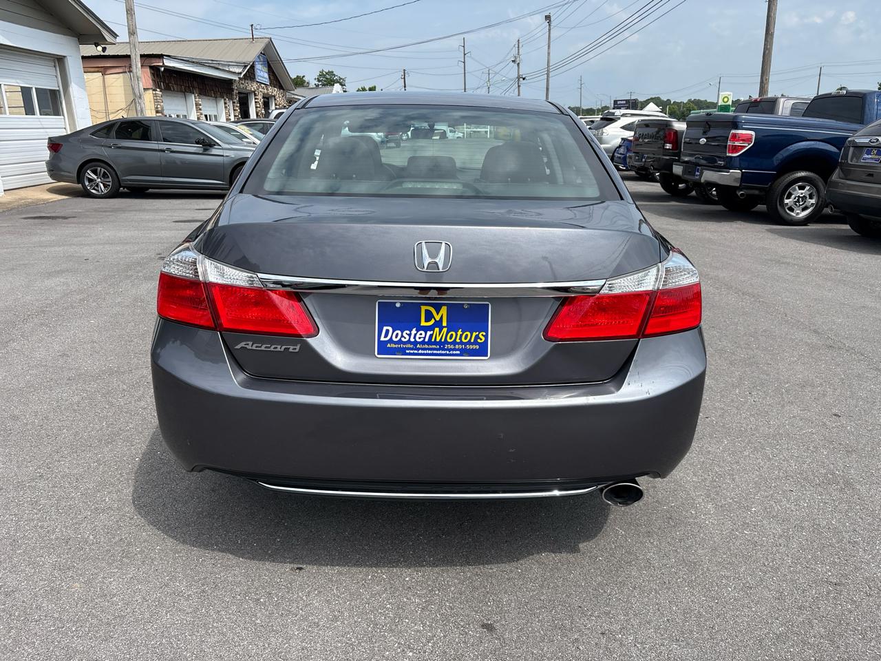 Honda Accord LX Sedan 6-Spd MT 2013