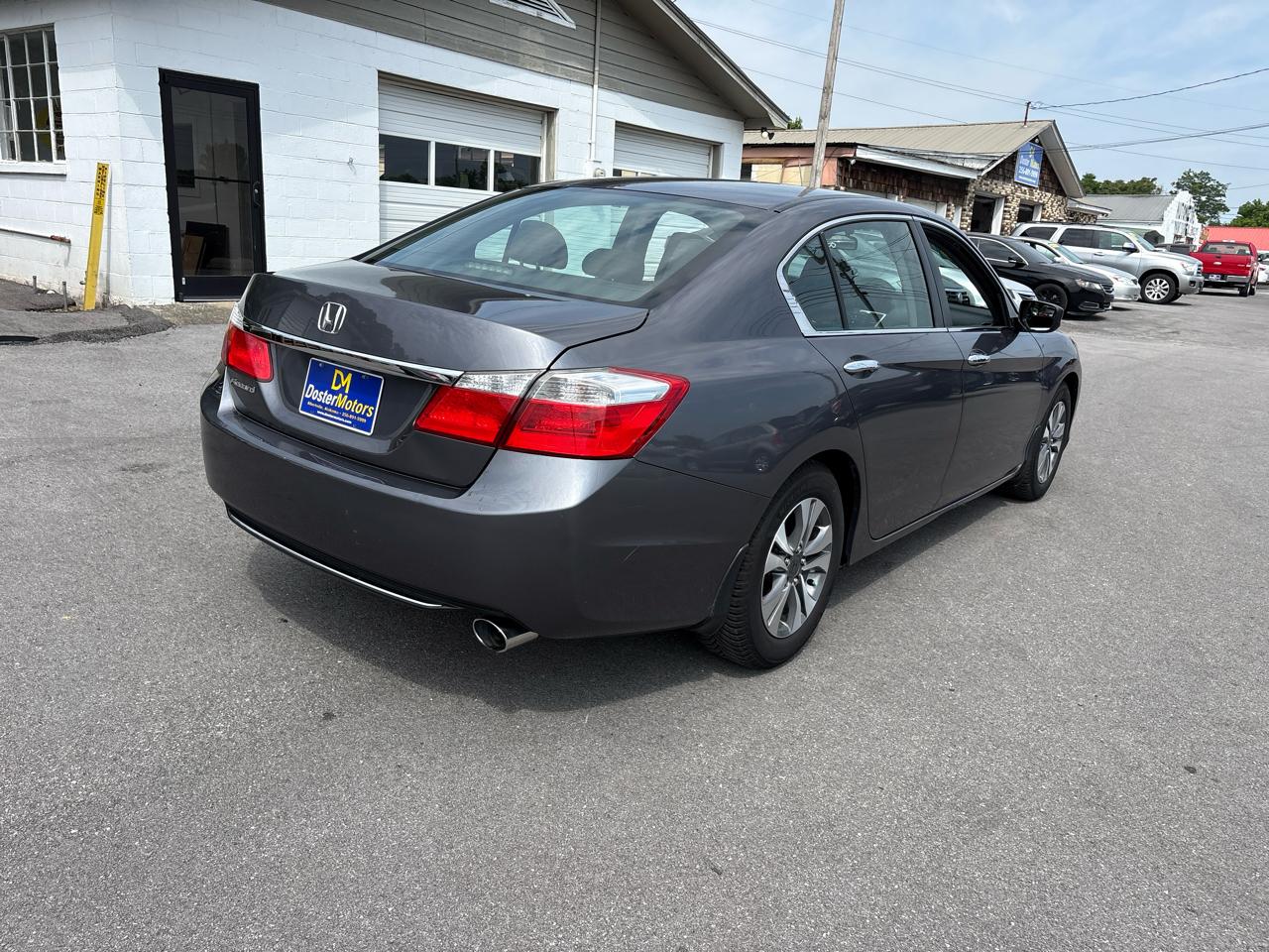 Honda Accord LX Sedan 6-Spd MT 2013