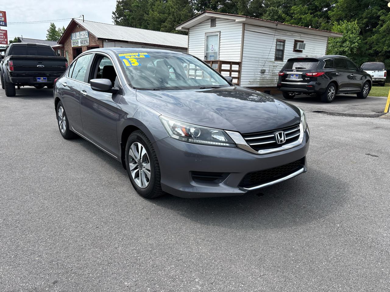 Honda Accord LX Sedan 6-Spd MT 2013