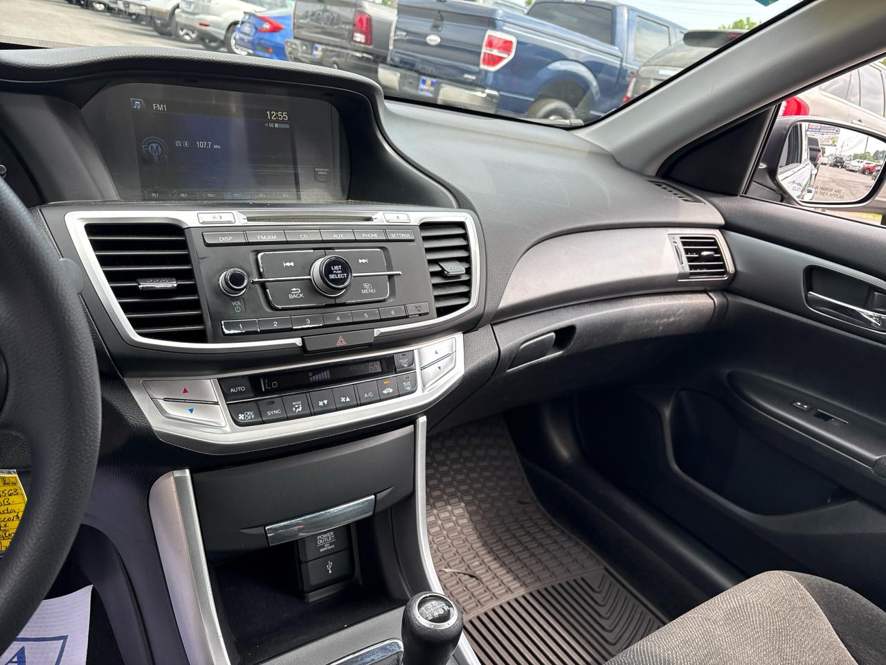 Honda Accord LX Sedan 6-Spd MT 2013