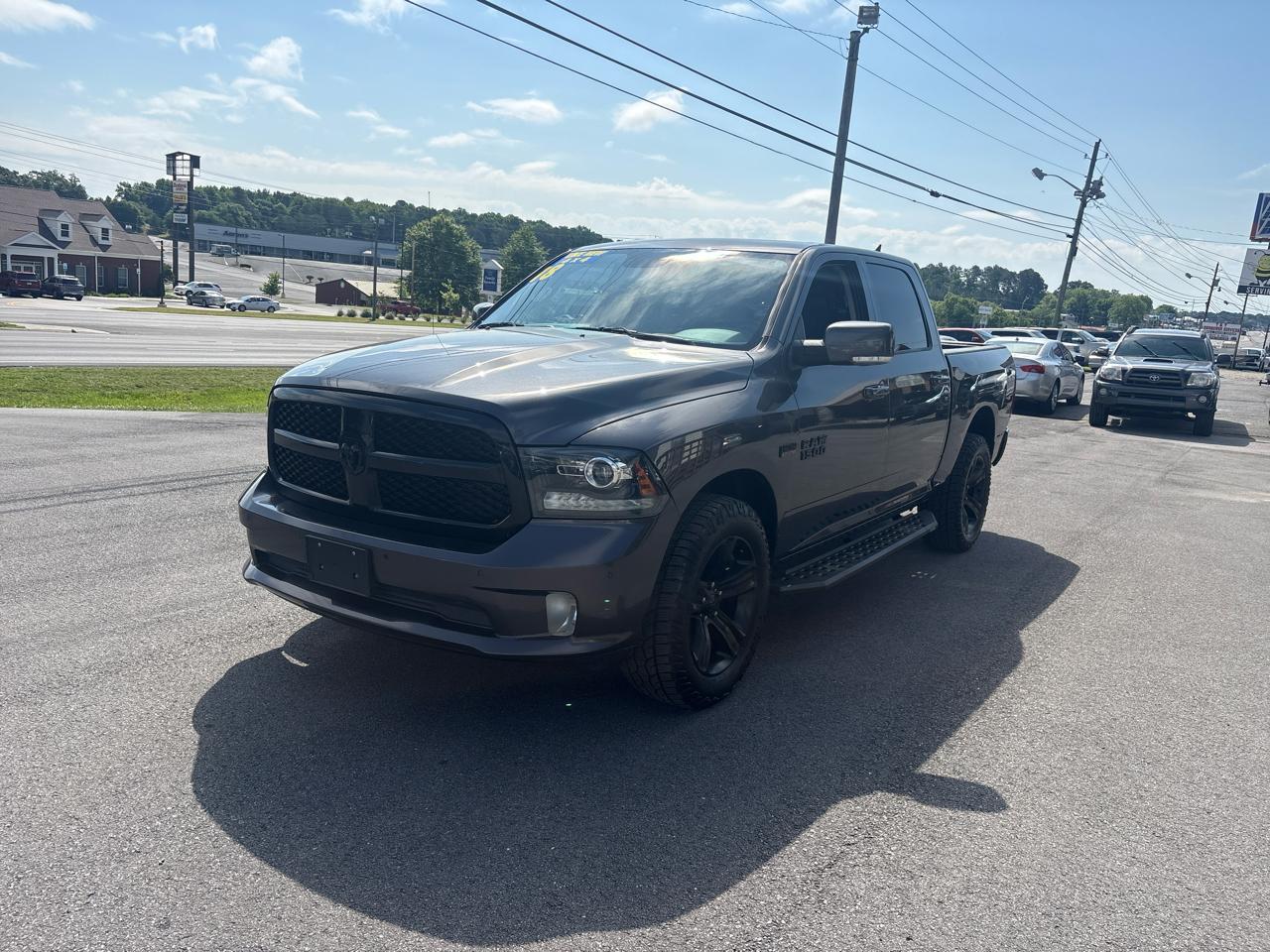 RAM 1500 Sport Crew Cab SWB 4WD 2018