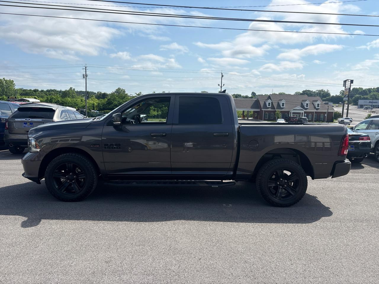 RAM 1500 Sport Crew Cab SWB 4WD 2018