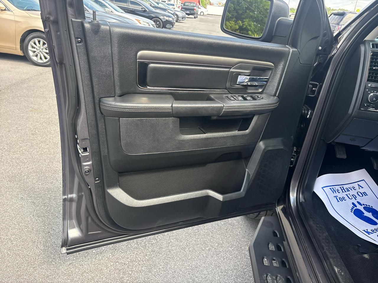 RAM 1500 Sport Crew Cab SWB 4WD 2018