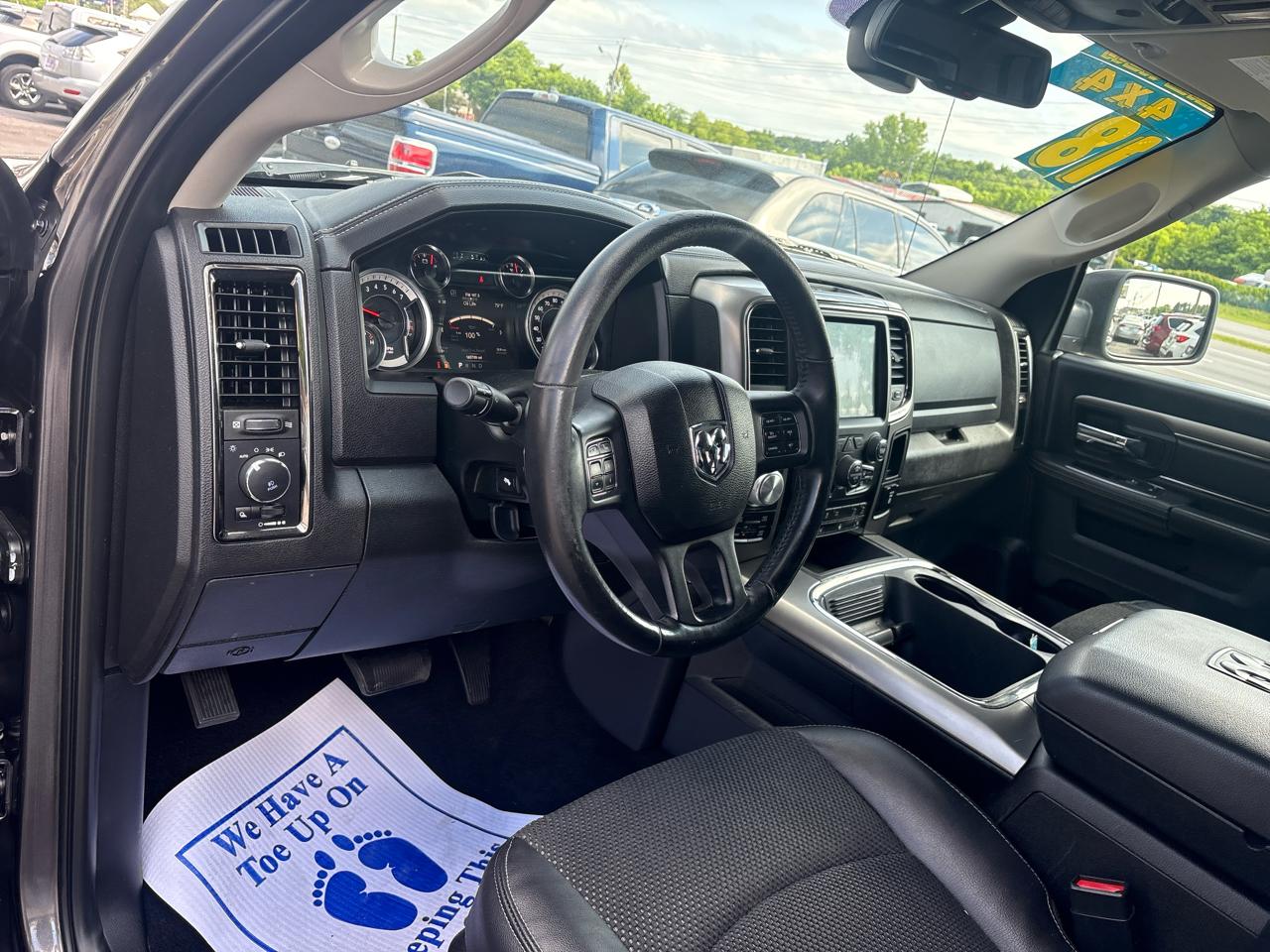 RAM 1500 Sport Crew Cab SWB 4WD 2018