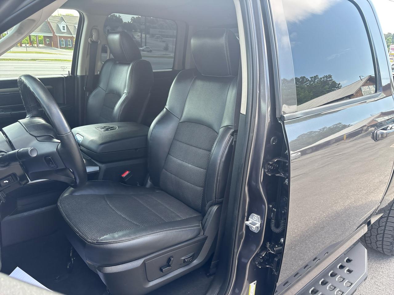 RAM 1500 Sport Crew Cab SWB 4WD 2018