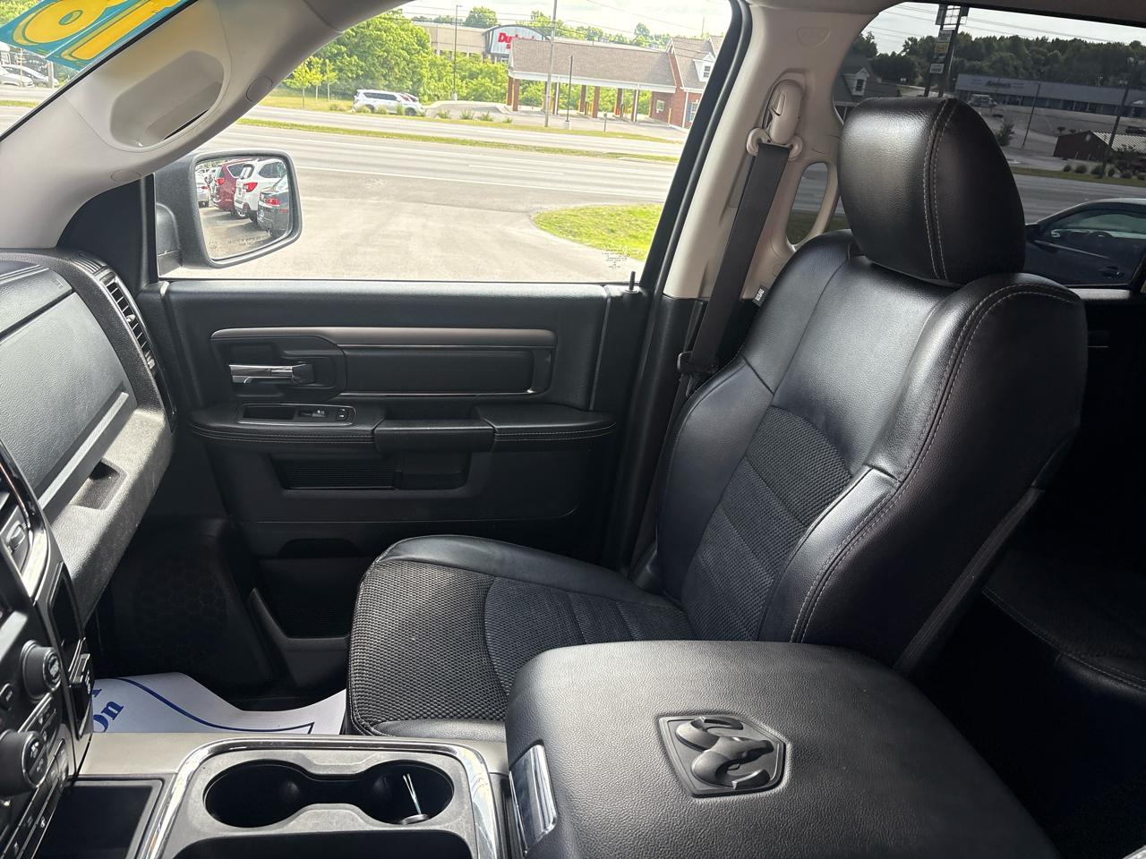 RAM 1500 Sport Crew Cab SWB 4WD 2018
