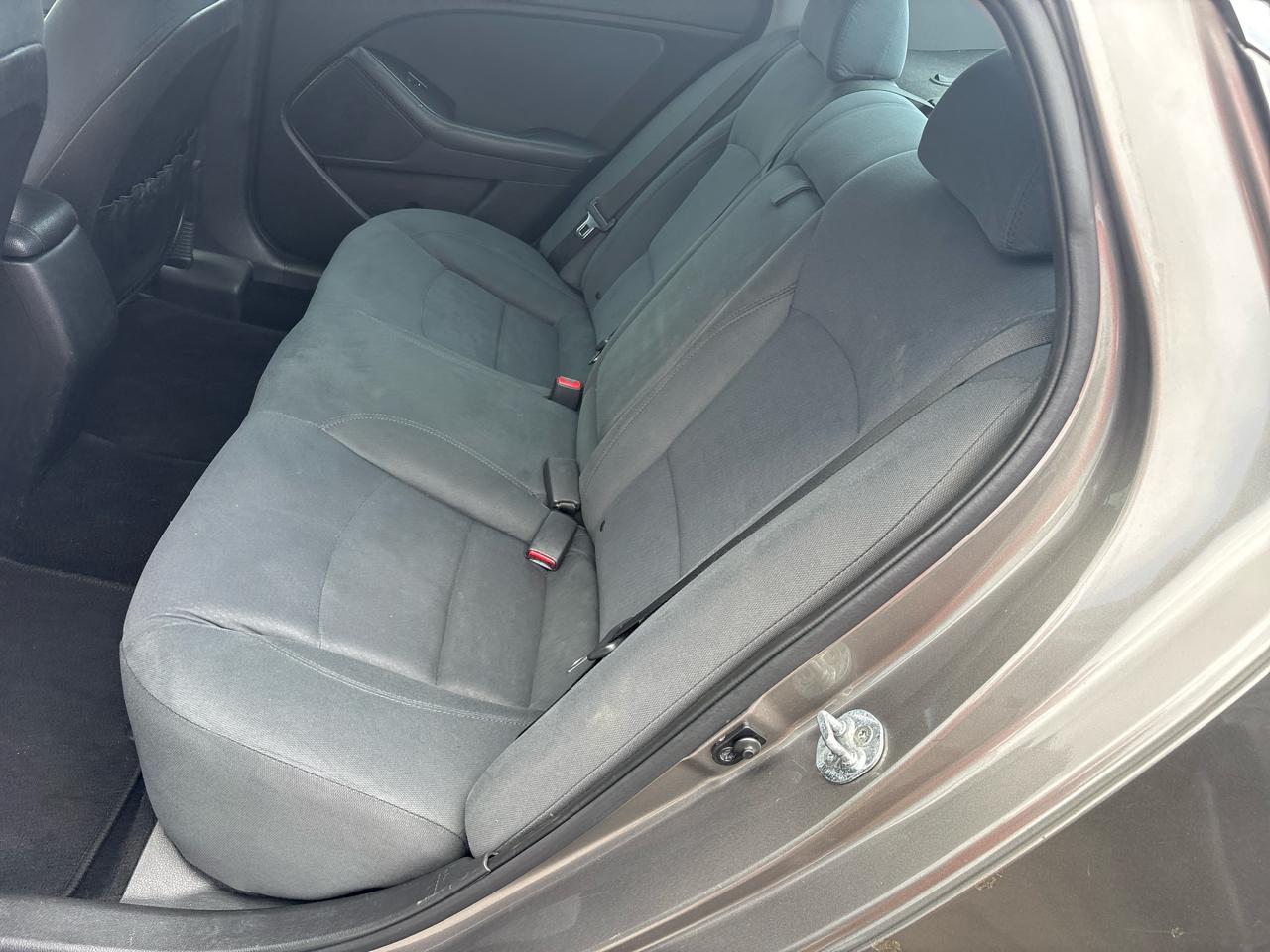 Kia Optima LX 2015