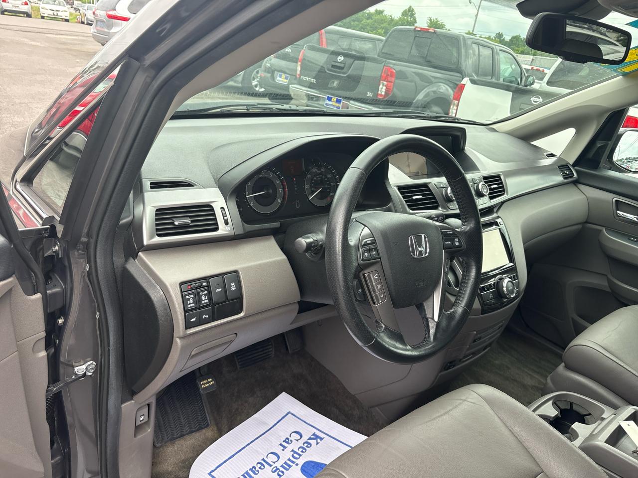 Honda Odyssey Touring 2014