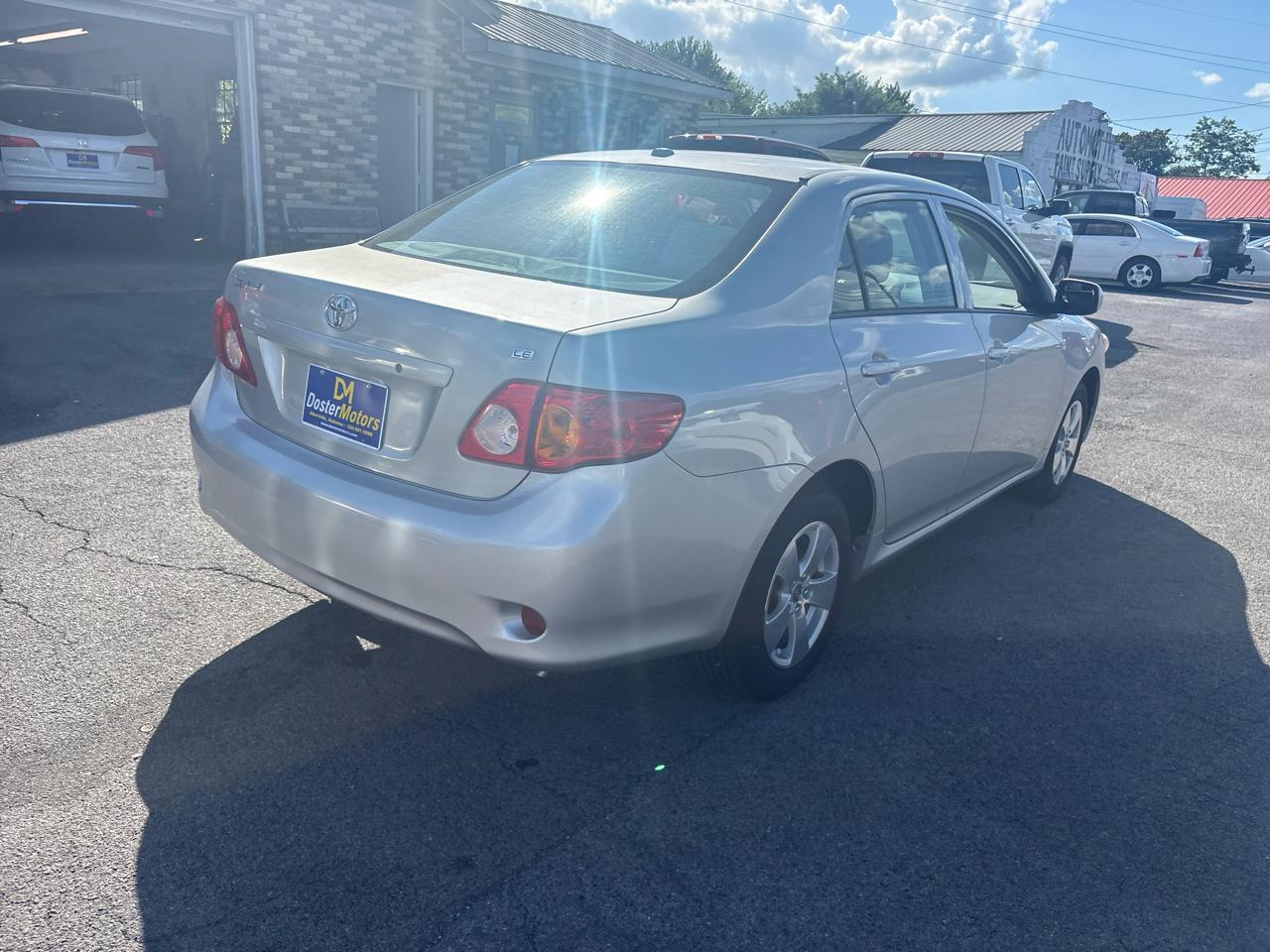Toyota Corolla 4dr Sdn Auto (Natl) 2010