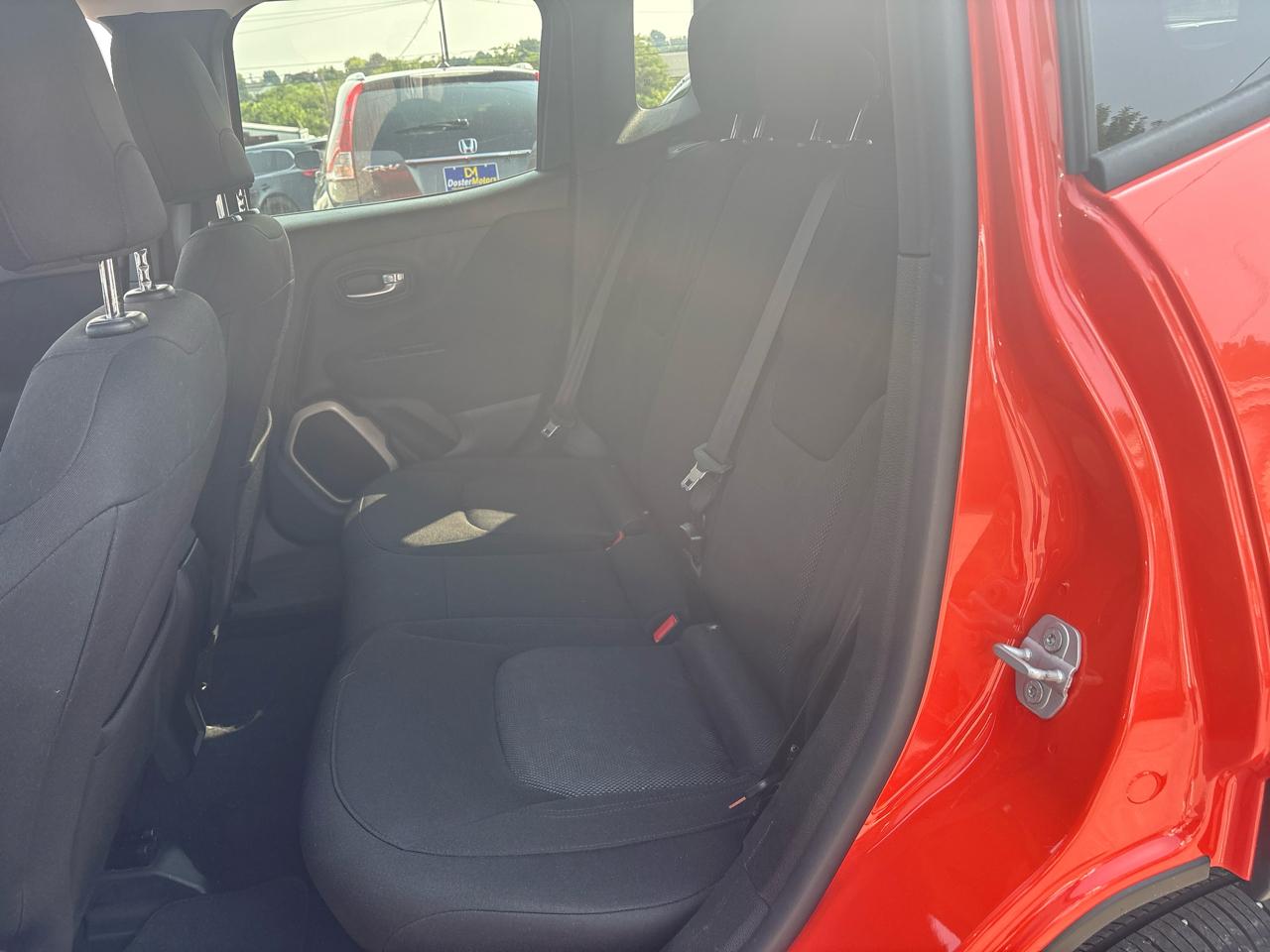Jeep Renegade Latitude FWD 2017