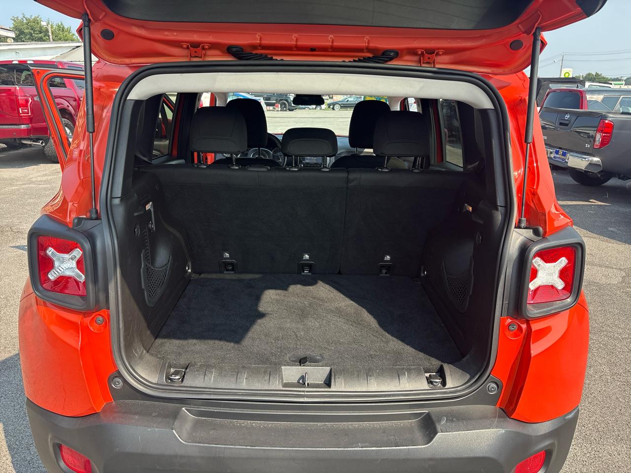 Jeep Renegade Latitude FWD 2017