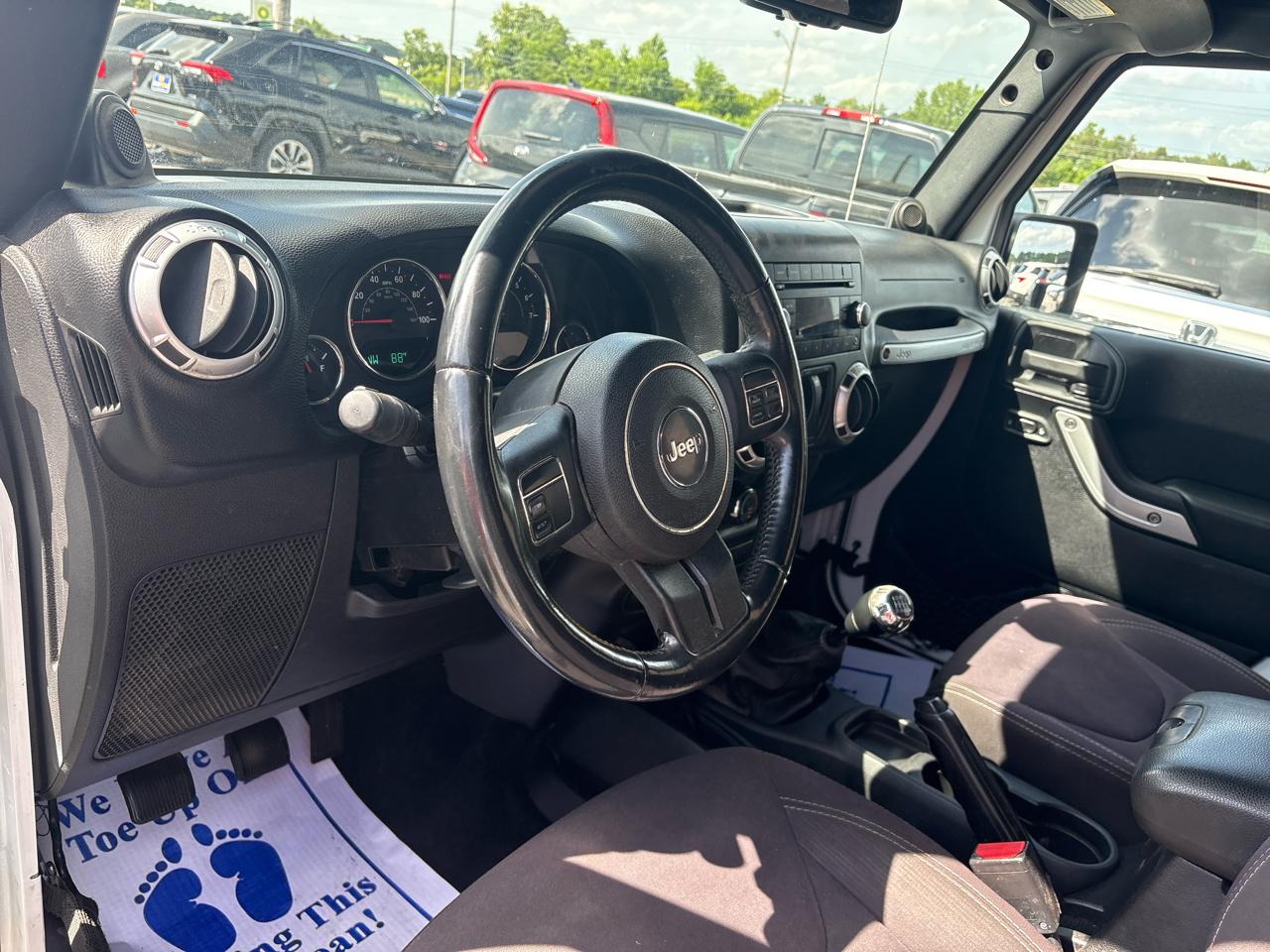 Jeep Wrangler Sahara 4WD 2014