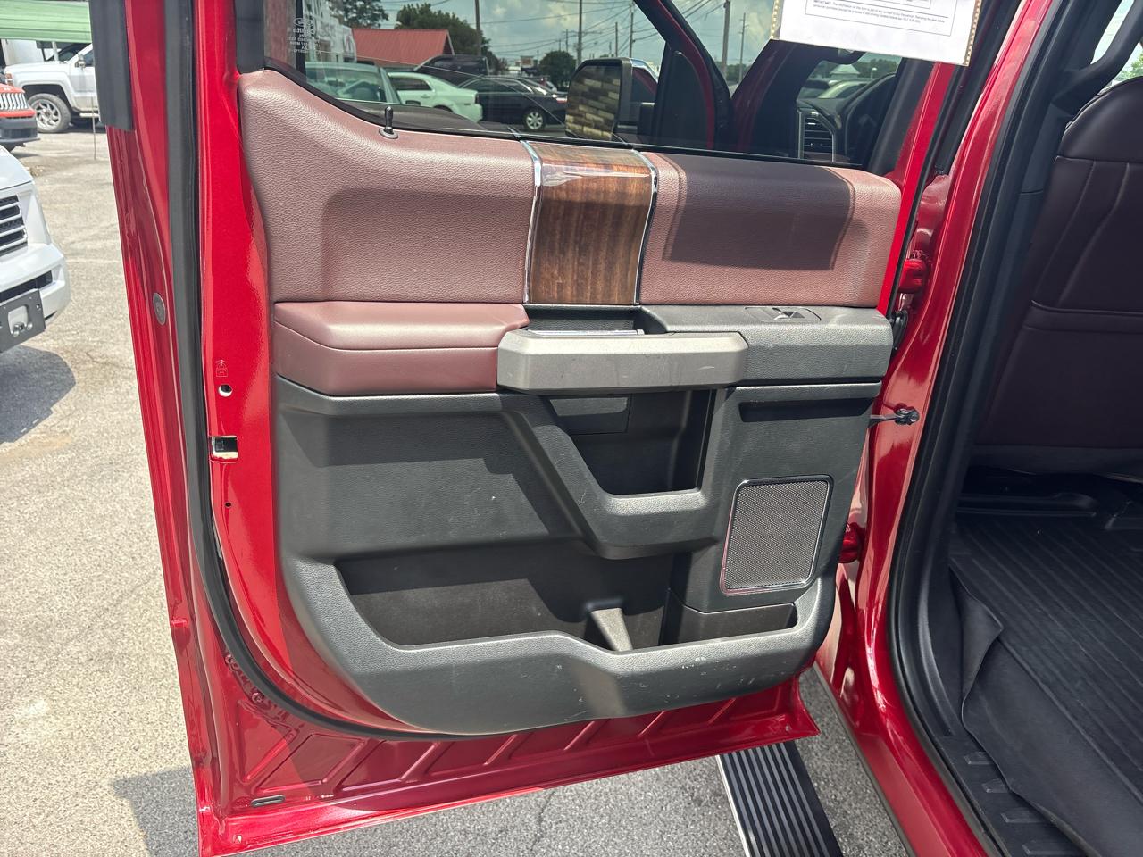 Ford F-150 Lariat SuperCrew 5.5-ft. Bed 4WD 2016