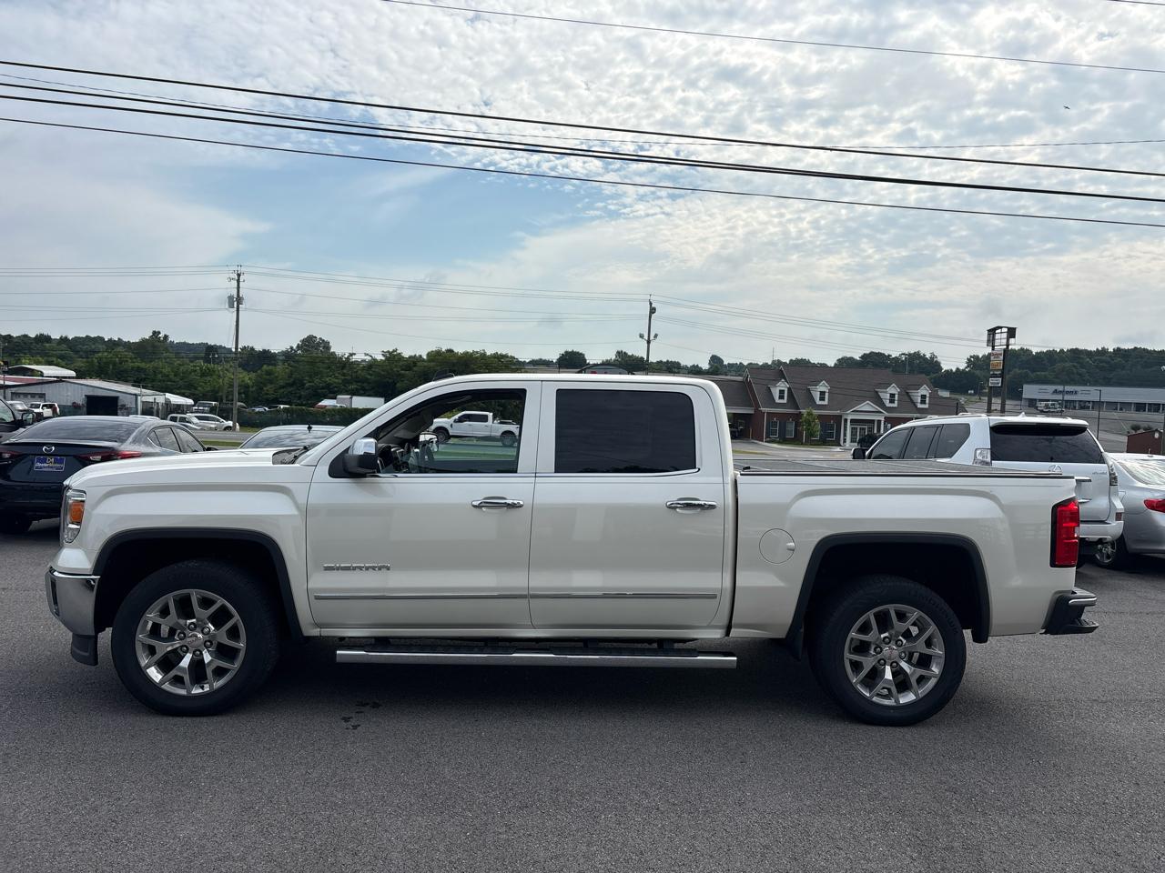 GMC Sierra 1500 SLT Crew Cab 2WD 2014
