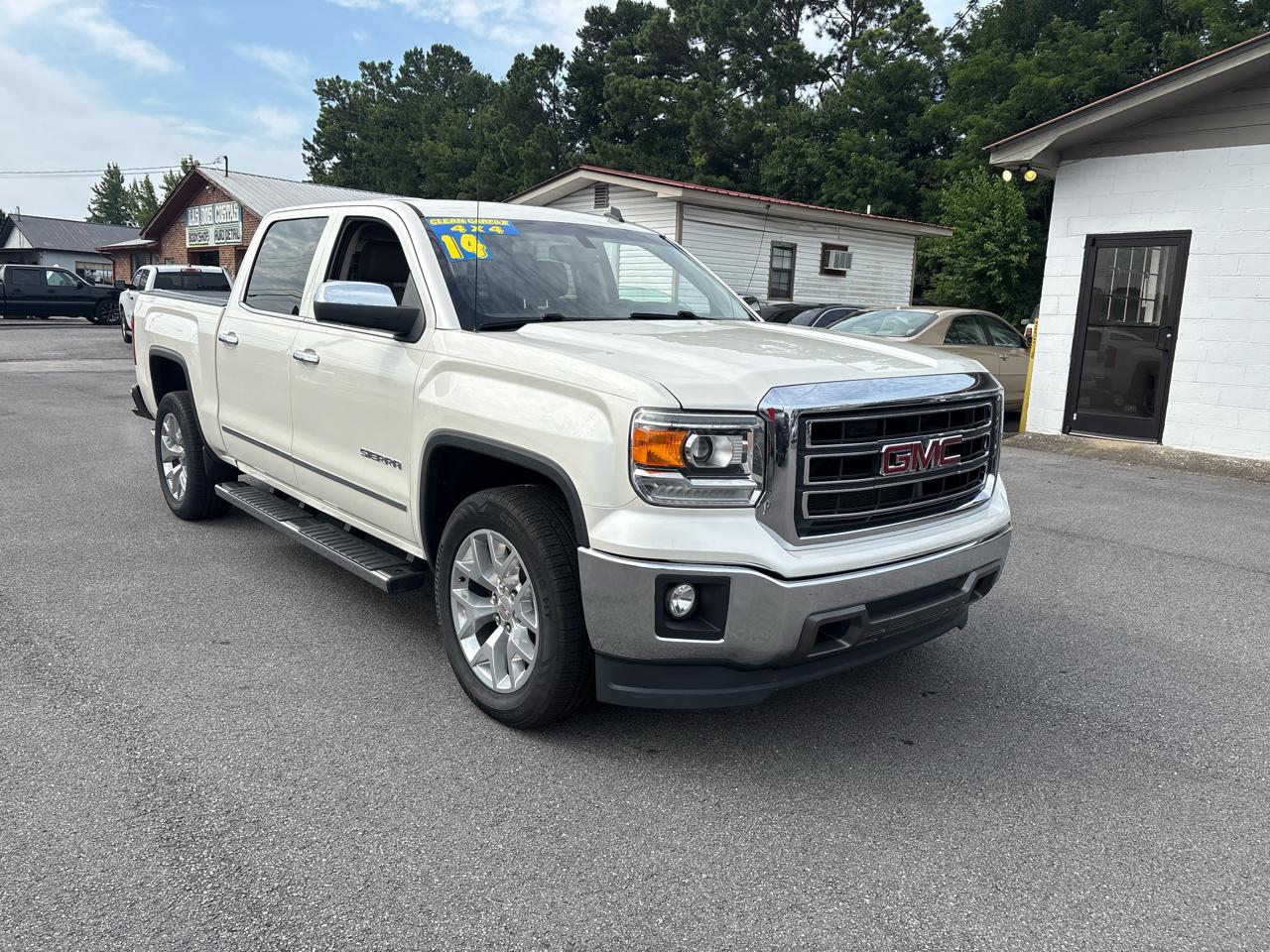 GMC Sierra 1500 SLT Crew Cab 2WD 2014