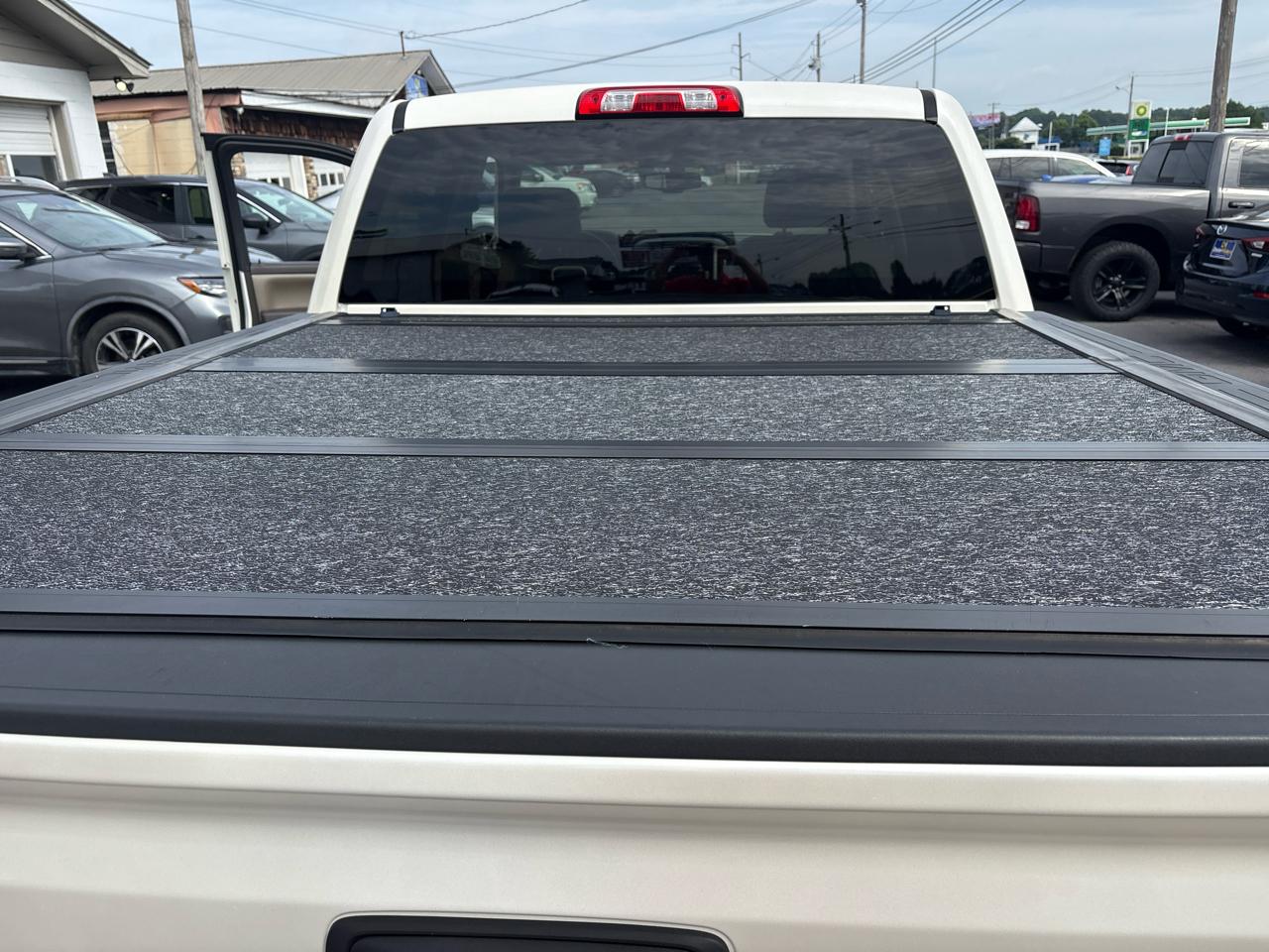 GMC Sierra 1500 SLT Crew Cab 2WD 2014