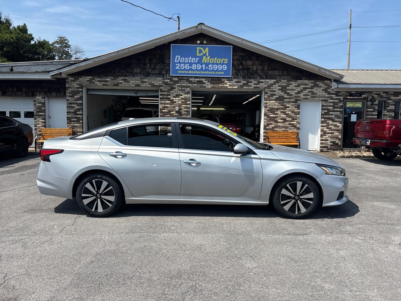 Nissan Altima 2.5 SV 2022